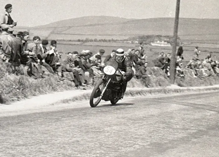 Framed Print : Archie Fenn (Norton) 1951 Senior TT Framed Print : Archie Fenn (Norton) 1951 Senior TT