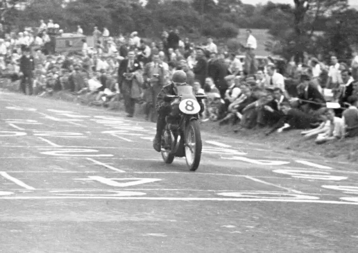 Framed Print : Arciso Artesiani (Gilera) 1949 Ulster Grand Prix Framed Print : Arciso Artesiani (Gilera) 1949 Ulster Grand Prix
