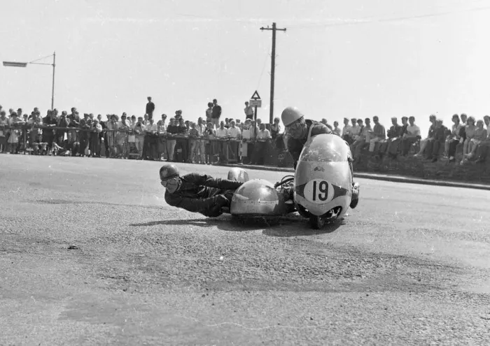Framed Print : Arsenius Butscher and W Bopp (BMW) 1963 Sidecar TT Framed Print : Arsenius Butscher and W Bopp (BMW) 1963 Sidecar TT
