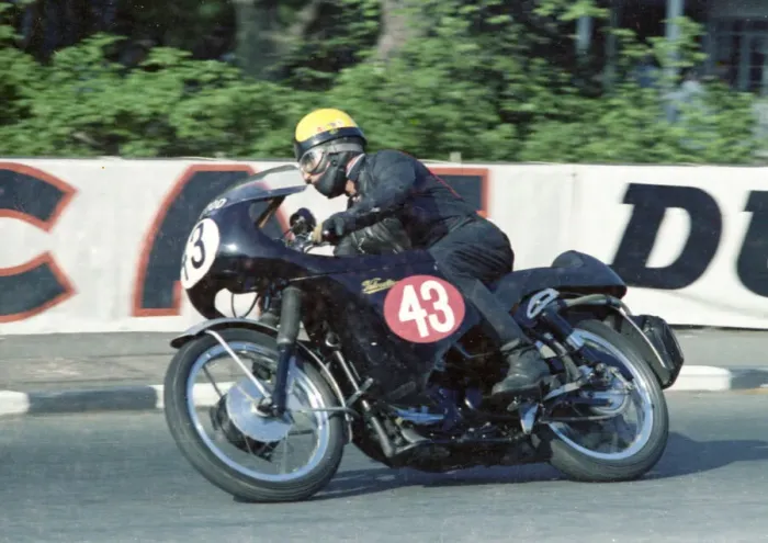Framed Print : Arthur Lavington (Velocette) 1967 Production TT Framed Print : Arthur Lavington (Velocette) 1967 Production TT