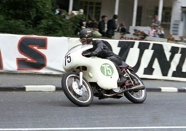 Arthur Lawn (Moto Guzzi) 1965 Lightweight TT