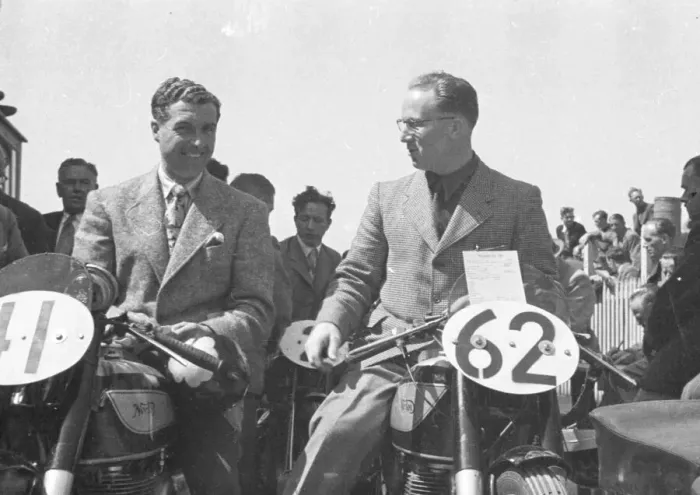 Framed Print : Artie Bell (Norton) and Ken Bills (Norton) 1947 Junior TT Framed Print : Artie Bell (Norton) and Ken Bills (Norton) 1947 Junior TT