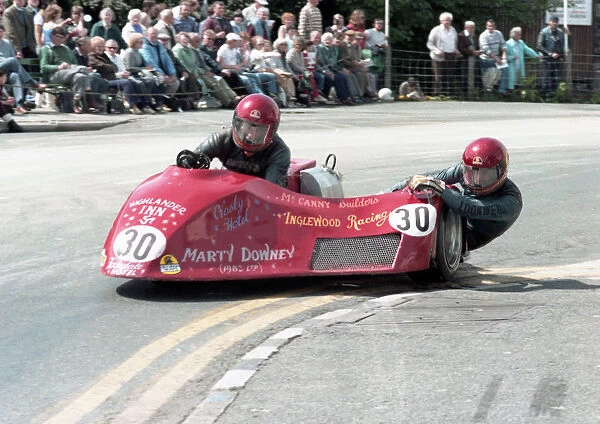 Artie Oates & Edda Oates (Yamaha) 1984 Sidecar TT