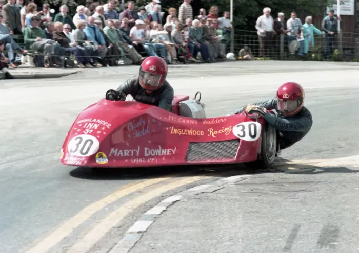 Framed Print : Artie Oates & Edda Oates (Yamaha) 1984 Sidecar TT Framed Print : Artie Oates & Edda Oates (Yamaha) 1984 Sidecar TT