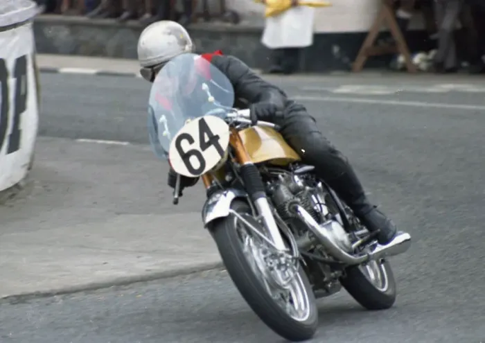 Framed Print : Bill Barker (Honda) 1971 Production TT Framed Print : Bill Barker (Honda) 1971 Production TT
