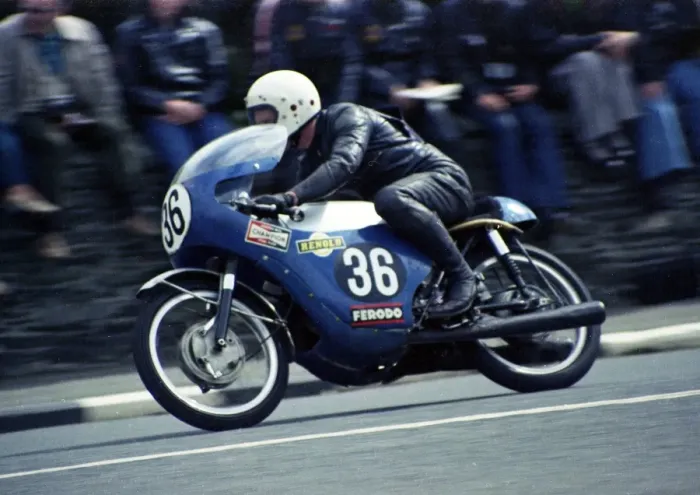 Framed Print : Bill Barker (Honda) 1974 Ultra Lightweight TT Framed Print : Bill Barker (Honda) 1974 Ultra Lightweight TT