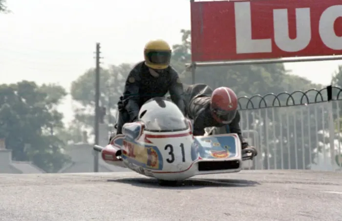 Framed Print : Barrie Moran & Ron Hardy (Konig) 1978 Sidecar TT Framed Print : Barrie Moran & Ron Hardy (Konig) 1978 Sidecar TT