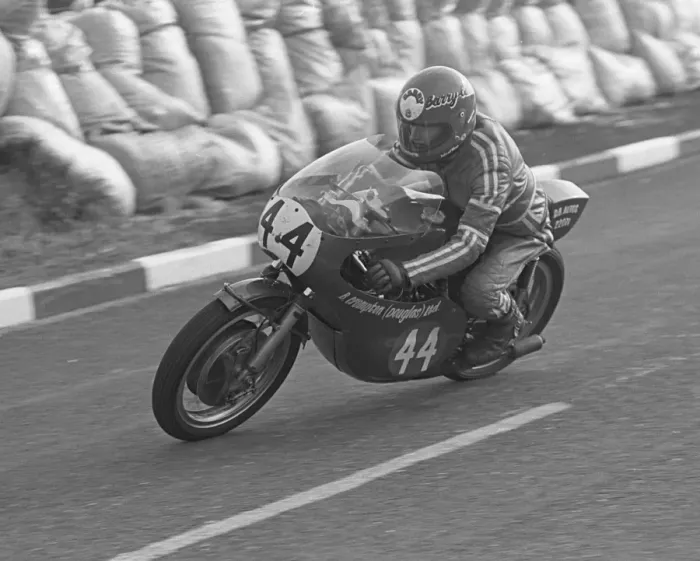 Framed Print : Barry Cubbon (Yamaha) 1978 Jurby Road Framed Print : Barry Cubbon (Yamaha) 1978 Jurby Road