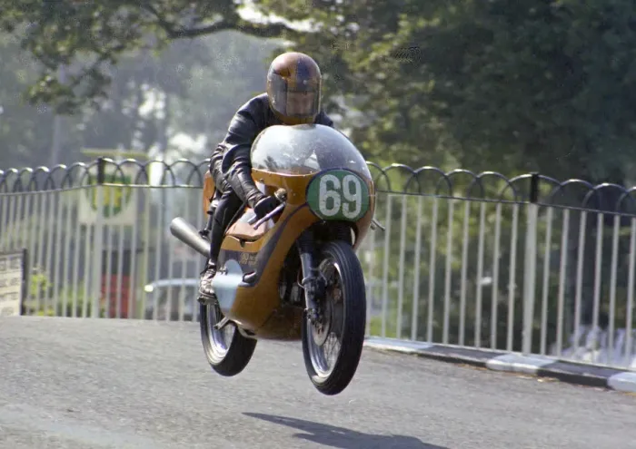 Framed Print : Barry Griffiths (GH) 1972 Junior Manx Grand Prix Framed Print : Barry Griffiths (GH) 1972 Junior Manx Grand Prix