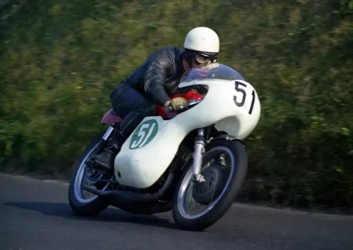 Framed Print : Barry J Davis (Yamaha) 1971 Lightweight Manx Grand Prix