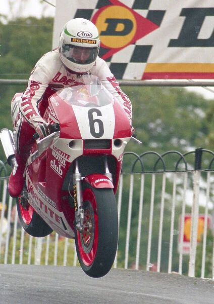 Barry Woodland (Bimota Yamaha) 1988 Formula One TT