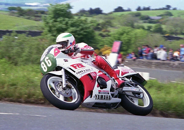 Barry Woodland (Yamaha) 1987 Production D TT