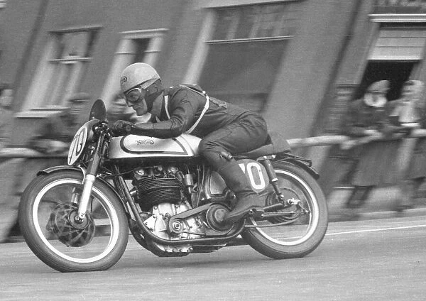 Bill Beevers (Norton) 1956 Senior TT