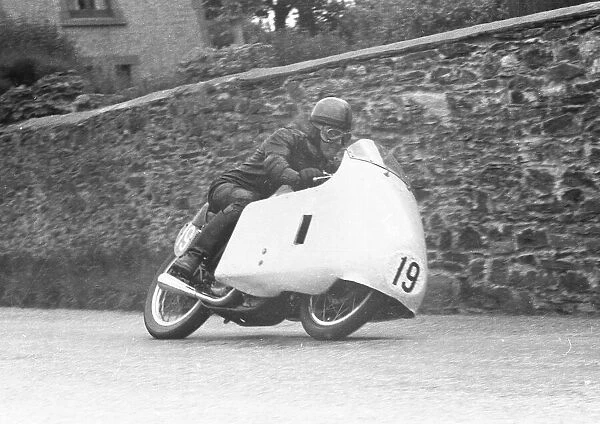 Ben Denton (Norton) 1957 Junior TT