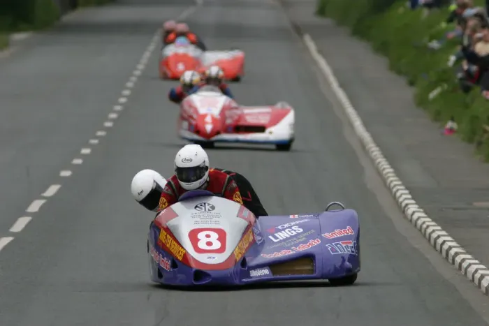 Framed Print : Ben Dixon & Mark Lambert (Moly) 2003 Sidecar TT Framed Print : Ben Dixon & Mark Lambert (Moly) 2003 Sidecar TT