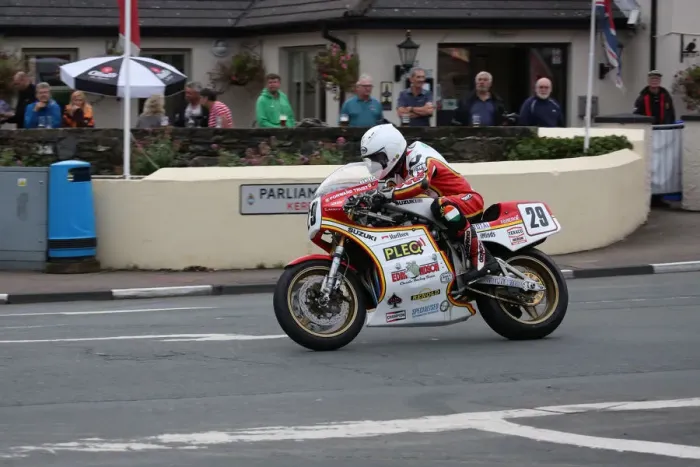 Framed Print : Ben Rea (Suzuki) 2015 Superbike Classic TT Framed Print : Ben Rea (Suzuki) 2015 Superbike Classic TT