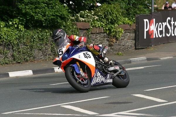 Ben Wylie (Yamaha) 2010 Superbike TT