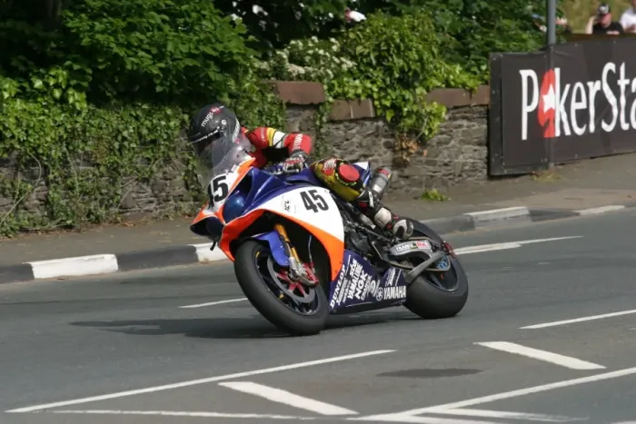 Framed Print : Ben Wylie (Yamaha) 2010 Superbike TT Framed Print : Ben Wylie (Yamaha) 2010 Superbike TT
