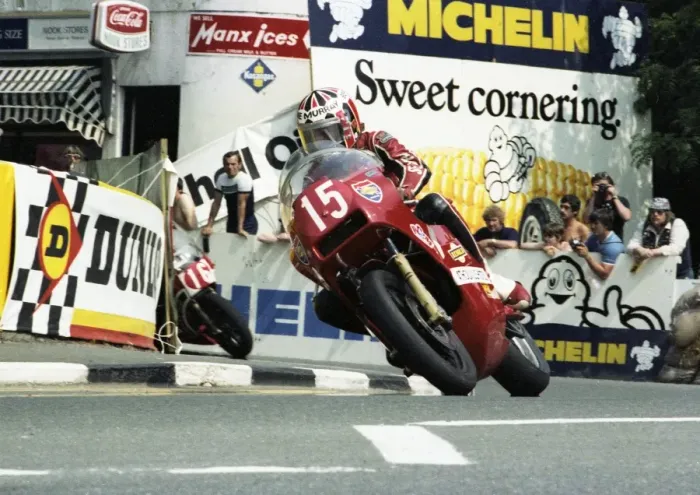 Framed Print : Bernard Murray (P&M Kawasaki) 1982 Formula One TT