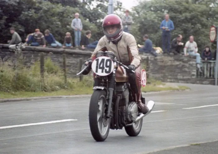 Framed Print : Bernie Jacques (Laverda) 1982 Southern 100 Framed Print : Bernie Jacques (Laverda) 1982 Southern 100