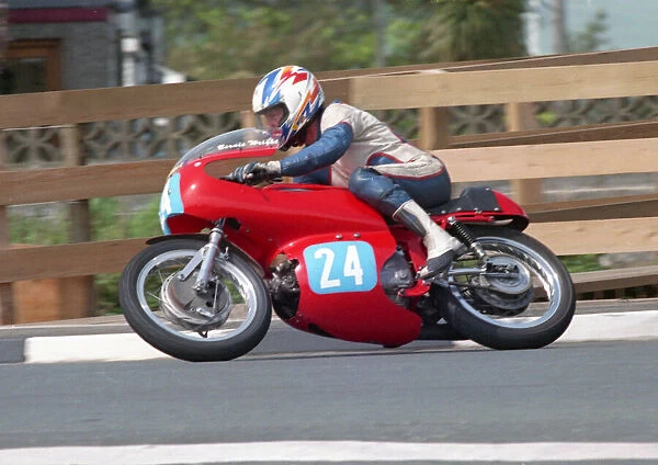 Bernie Wright (Aermacchi) 2002 pre-TT Classic