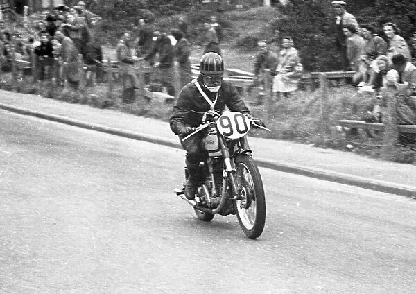Bert Nowell (Norton) 1950 Junior Clubman TT