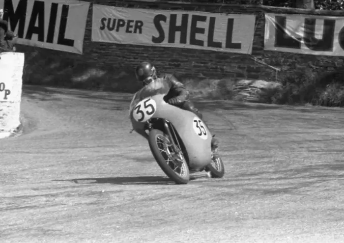 Framed Print : Billy Andersson (Velocette spl) 1959 Lightweight TT Framed Print : Billy Andersson (Velocette spl) 1959 Lightweight TT