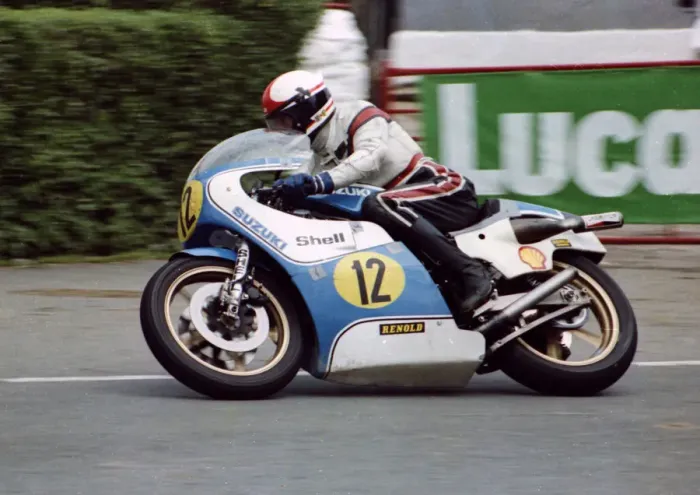 Framed Print : Billy Guthrie (Suzuki) 1981 Senior TT Framed Print : Billy Guthrie (Suzuki) 1981 Senior TT