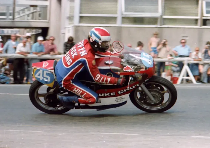 Framed Print : Billy Hill (Luke Honda) 1982 Formula Two TT Framed Print : Billy Hill (Luke Honda) 1982 Formula Two TT