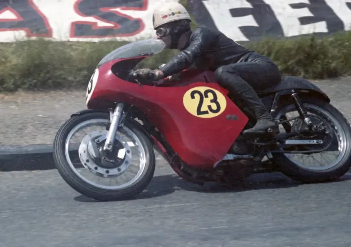 Framed Print : Billy McCosh (Matchless) 1967 Senior TT Framed Print : Billy McCosh (Matchless) 1967 Senior TT