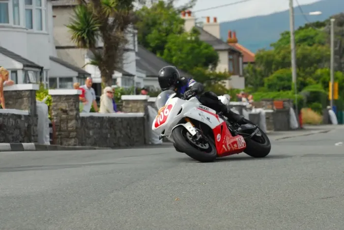 Framed Print : Billy Mellor (Yamaha) 2016 Southern 100 Framed Print : Billy Mellor (Yamaha) 2016 Southern 100