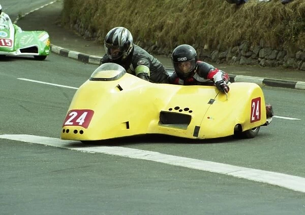 Billy Quayle & Gareth Lacey (Honda) 1999 Southern 100