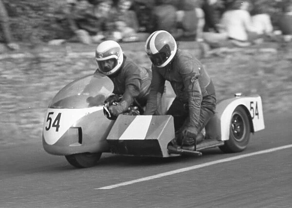 Billy Quayle & Keith Christian (Suzuki) 1979 Southern 100