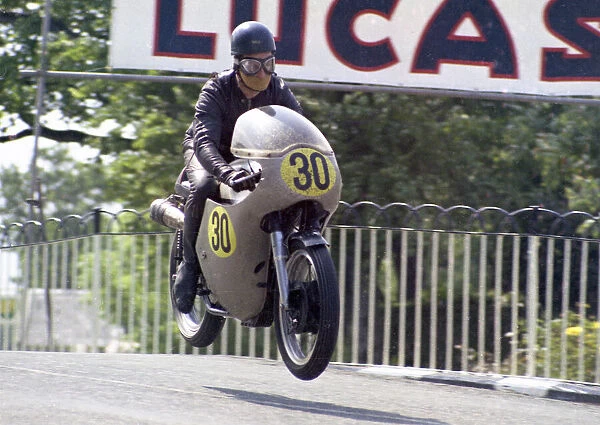 Bob Biscardine (Norton) 1971 Senior TT