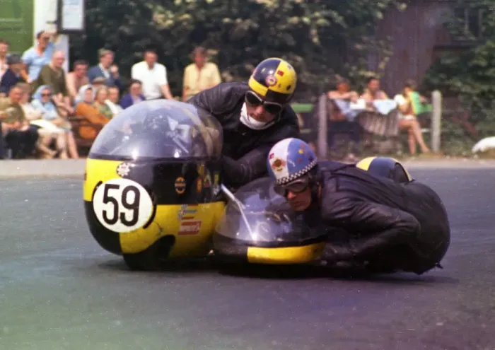 Framed Print : Bob Cass & Dave Jose (Triumph) 1971 500 Sidecar TT Framed Print : Bob Cass & Dave Jose (Triumph) 1971 500 Sidecar TT
