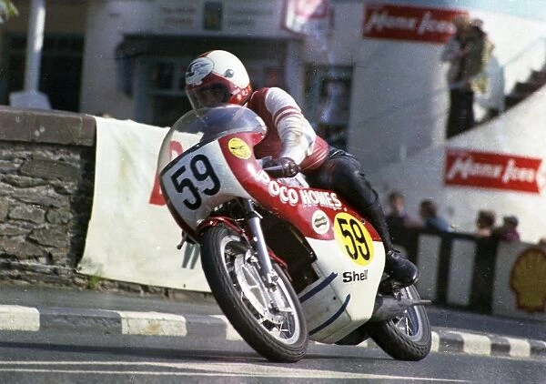 Bob Clough (Yamaha) 1973 Senior Manx Grand Prix