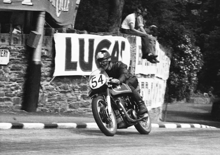 Framed Print : Bob Ferguson (Matchless) 1957 Senior TT Framed Print : Bob Ferguson (Matchless) 1957 Senior TT