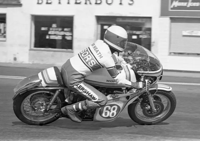 Framed Print : Bob Heath (Honda) 1975 Production TT