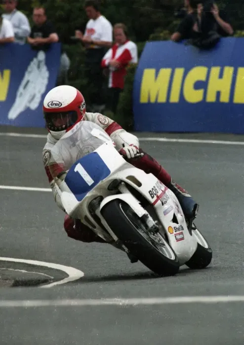 Framed Print : Bob Heath (Yamaha) 1993 Junior TT Framed Print : Bob Heath (Yamaha) 1993 Junior TT