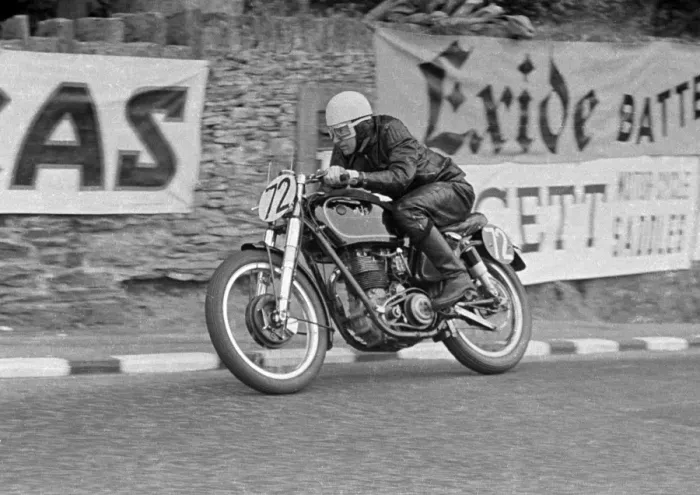 Framed Print : Bob MacDonald (AJS) 1952 Senior TT Framed Print : Bob MacDonald (AJS) 1952 Senior TT