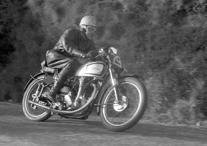 Framed Print : Bob Mawson (Norton) 1952 Senior Clubman TT Framed Print : Bob Mawson (Norton) 1952 Senior Clubman TT