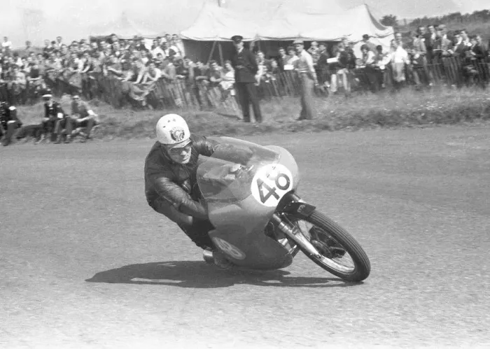 Framed Print : Bob McIntyre (AJS) 1959 Junior Ulster Grand Prix Framed Print : Bob McIntyre (AJS) 1959 Junior Ulster Grand Prix