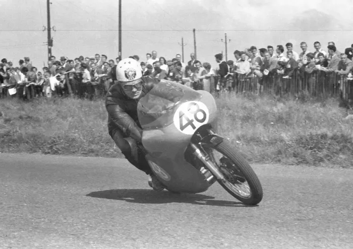 Framed Print : Bob McIntyre (Norton) 1959 Junior Ulster Grand Prix Framed Print : Bob McIntyre (Norton) 1959 Junior Ulster Grand Prix