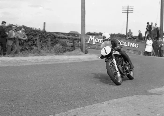 Framed Print : Bob McIntyre (Norton) 1960 Southern 100 Framed Print : Bob McIntyre (Norton) 1960 Southern 100