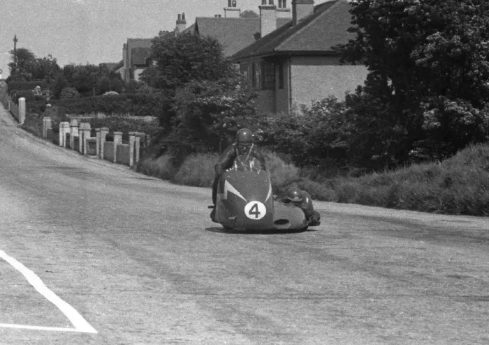 Framed Print : Bob Mitchell & Eric Bliss (Norton) 1956 Sidecar TT Framed Print : Bob Mitchell & Eric Bliss (Norton) 1956 Sidecar TT