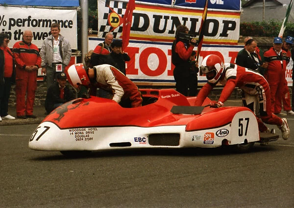 Bob Munro & Colin Denholm (Suzuki) 1989 Sidecar TT