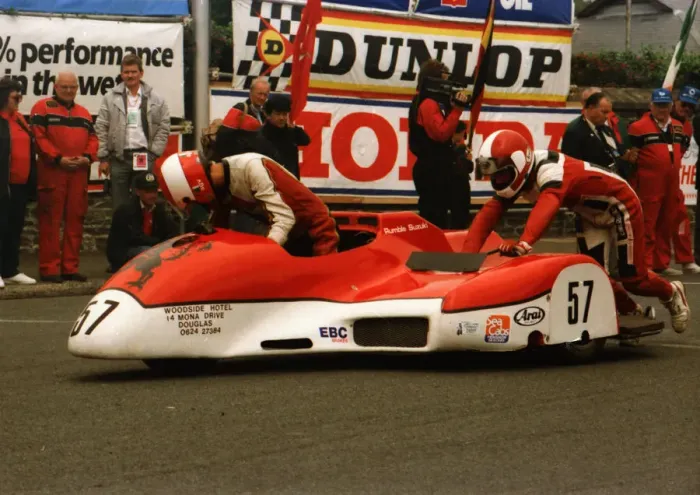Framed Print : Bob Munro & Colin Denholm (Suzuki) 1989 Sidecar TT Framed Print : Bob Munro & Colin Denholm (Suzuki) 1989 Sidecar TT