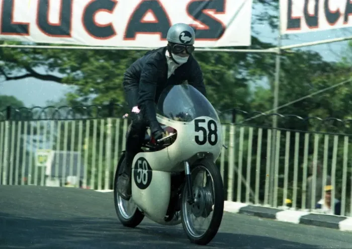 Framed Print : Bob Newby (BSA) 1967 Ultra Lightweight TT Framed Print : Bob Newby (BSA) 1967 Ultra Lightweight TT