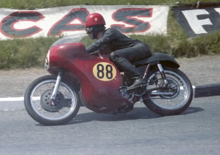 Framed Print : Bob Steele (Matchless) 1967 Senior TT Framed Print : Bob Steele (Matchless) 1967 Senior TT
