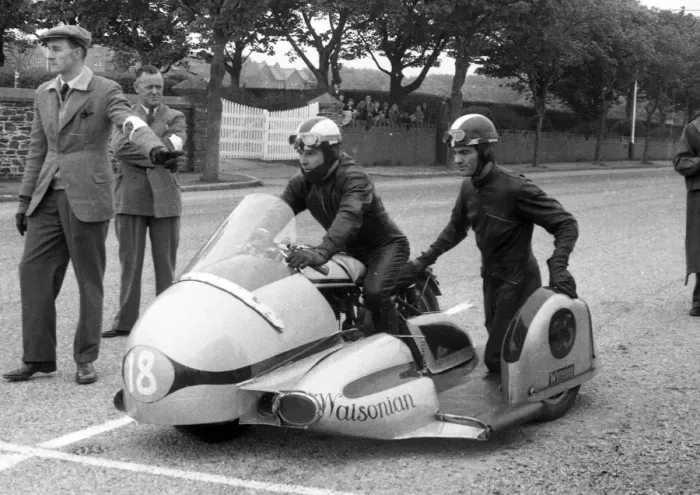 Framed Print : Bill Boddice & Wally Storr (Norton Watsonian) 1955 Sidecar TT Framed Print : Bill Boddice & Wally Storr (Norton Watsonian) 1955 Sidecar TT